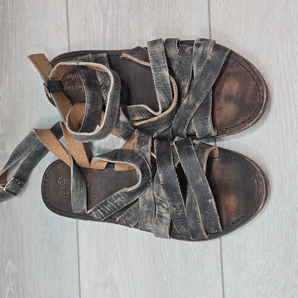 Farylrobin By Free People Women Gladiator Hobo boho Leather Sandals shoes sz 9 - Picture 4 of 10